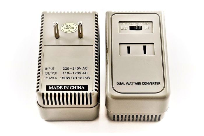 Simran 1875W Voltage Converter for International Travel - Ideal for USA Devices in 220V/240V Countries