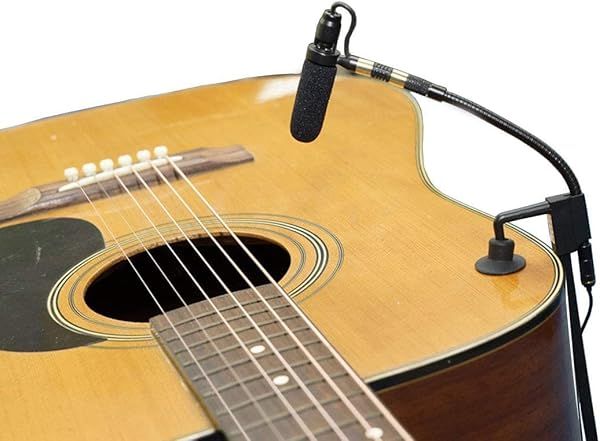 Rannsgeer PMMB19-TA3-GT: Best Musical Instrument Microphone with Guitar Clip & 5 Connectors