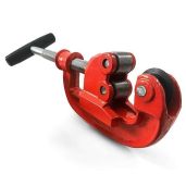 "QWORK Heavy Duty Pipe Cutter: 1/8" to 2" Steel Pipe Cutting Tool for Precision & Durability"